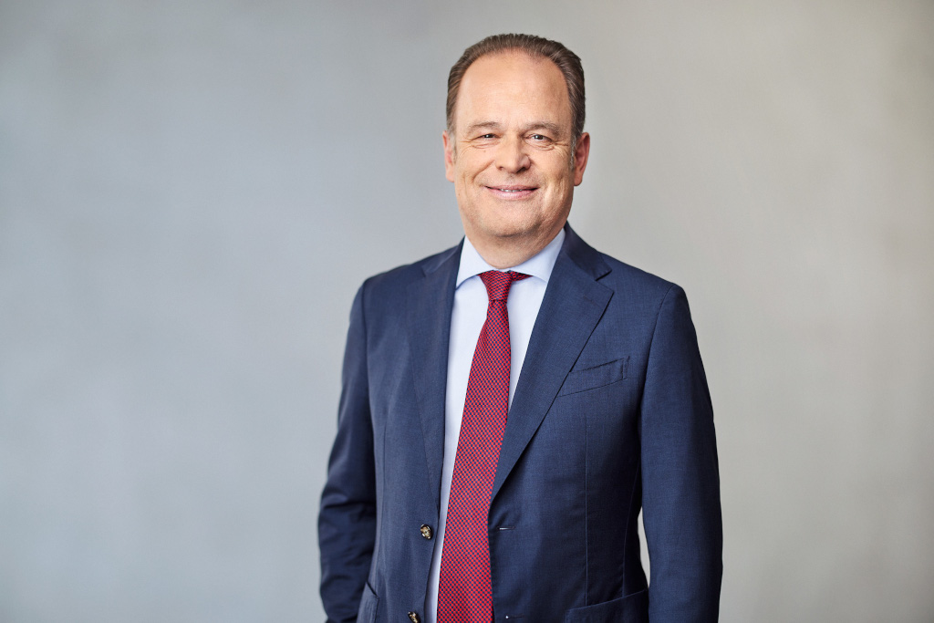 georg-oeller-pressebild-c-sebastian-linder-full-res